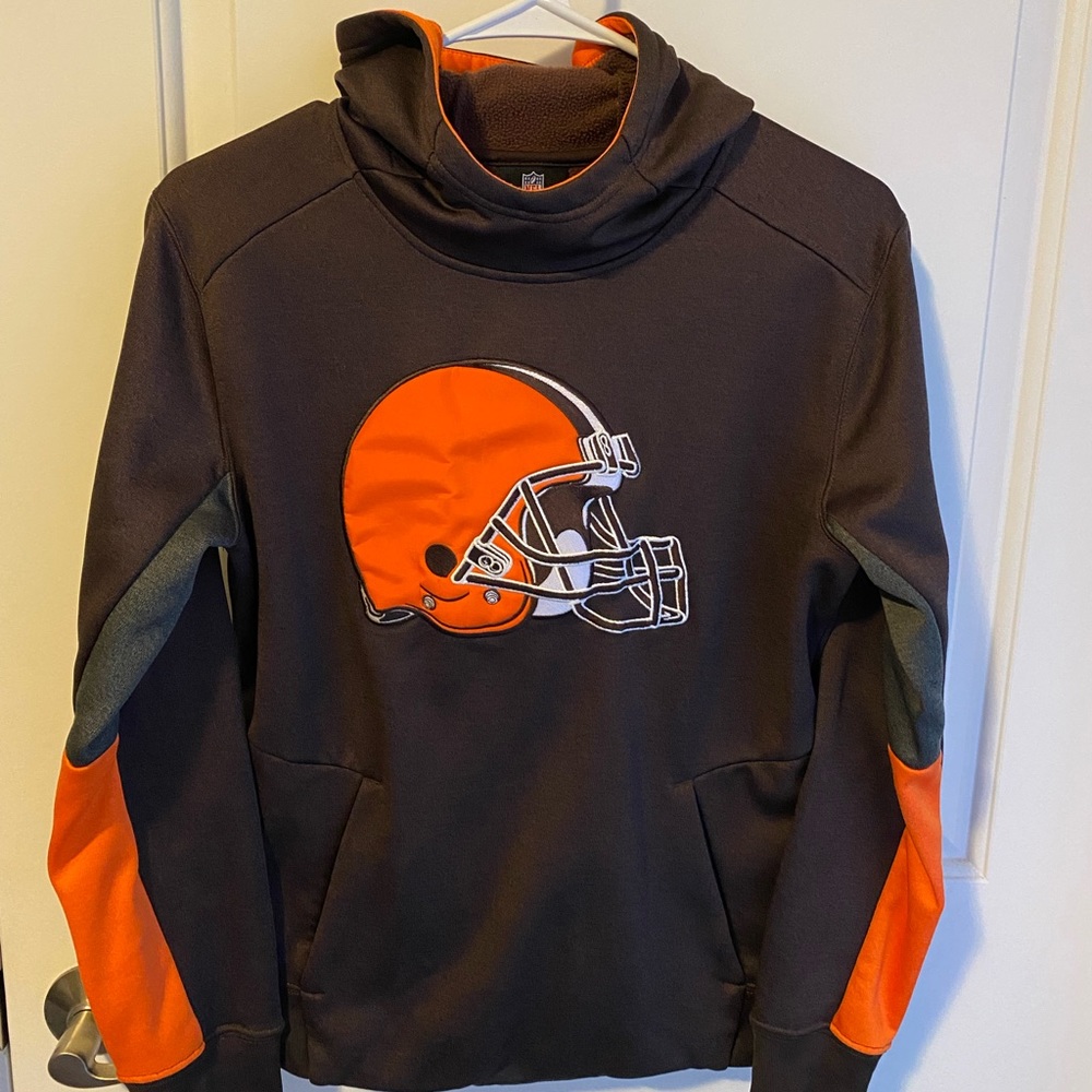 NFL Apparel. CLE Browns!! 🤎🧡